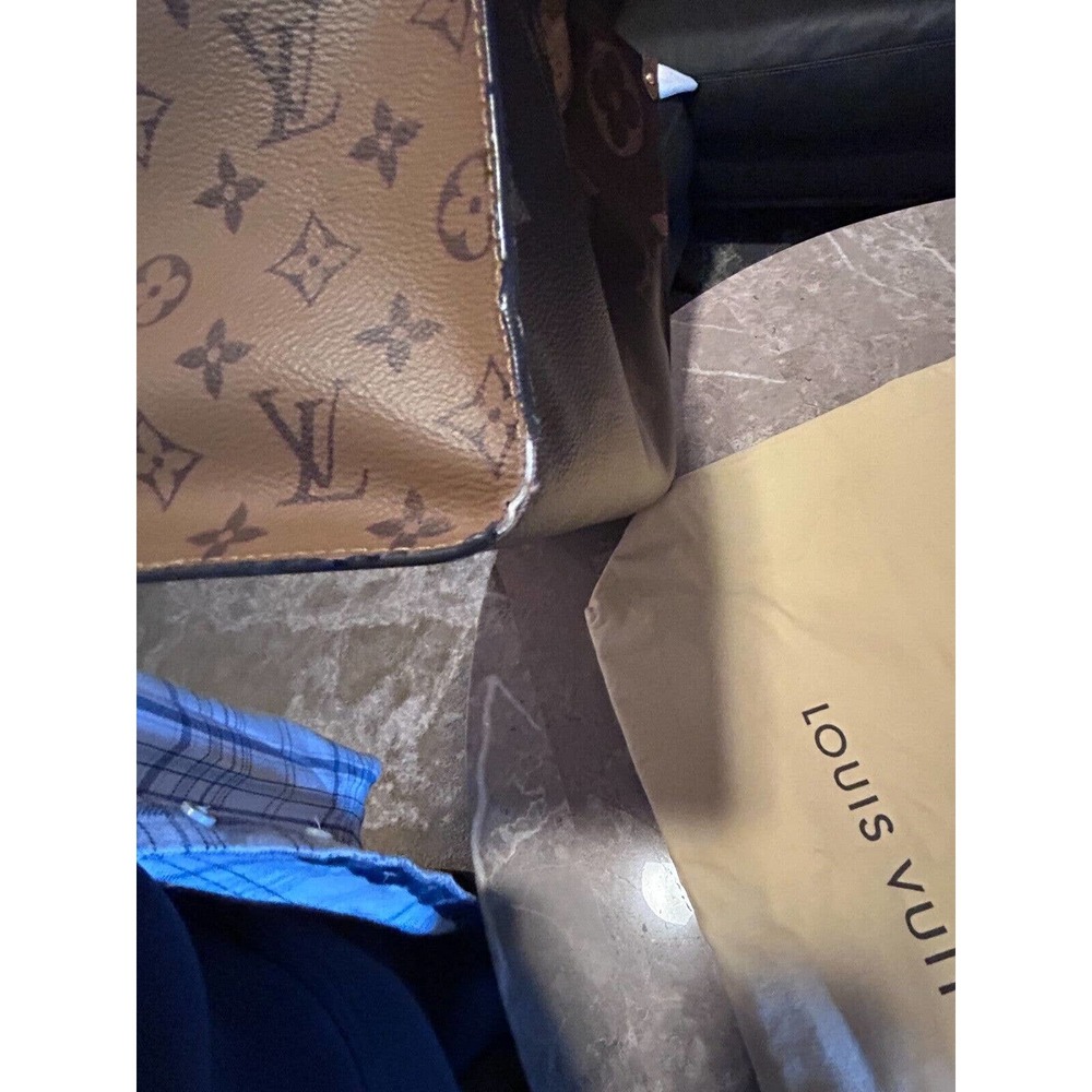 Louis Vuitton Handbag OnThe Go GM Tote Authentic - Picture 10 of 16